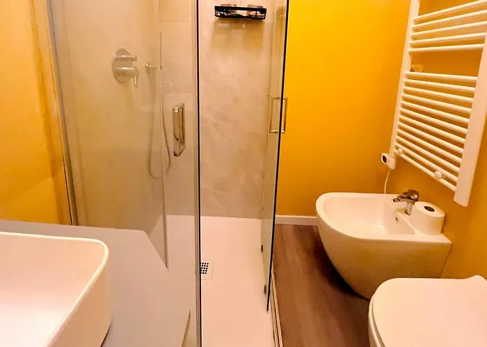 Pansiyon B&B Pizza Room Twin Room Near Navigli Milan