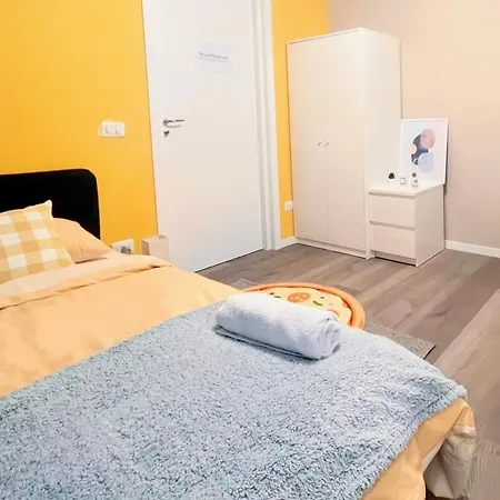 B&B Pizza Room Twin Room Near Navigli Milan منزل للإقامة ميلان