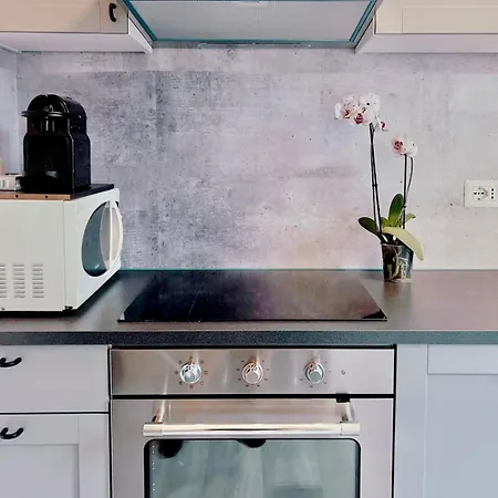 Privatunterkunft B&B Pizza Room Twin Room Near Navigli Milan Mailand