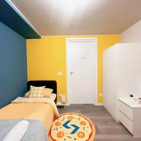 B&B Pizza Room Twin Room Near Navigli Milan منزل للإقامة *