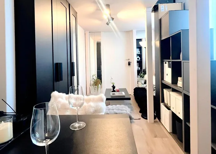 Privat bolig B&B Pizza Room Twin Room Near Navigli Milan