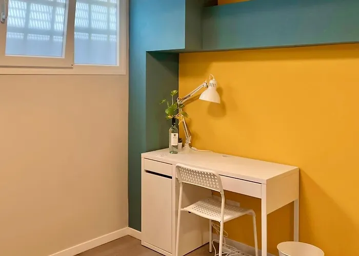 Privat bolig B&B Pizza Room Twin Room Near Navigli Milan *