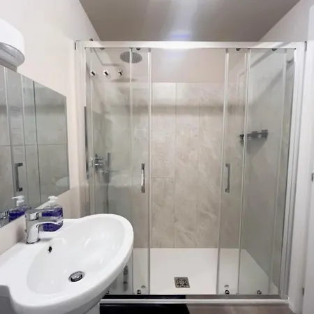 B&B Pizza Room Twin Room Near Navigli Milan * Milano