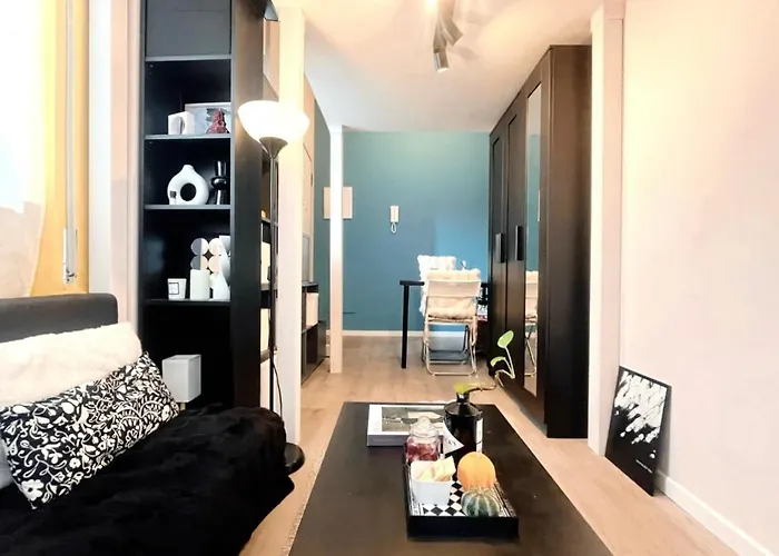 B&B Pizza Room Twin Room Near Navigli Milan Kwatera prywatna *