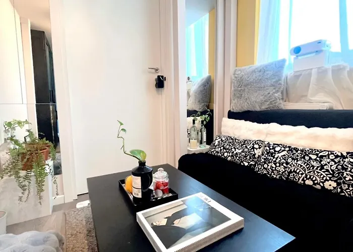 Kwatera prywatna B&B Pizza Room Twin Room Near Navigli Milan *