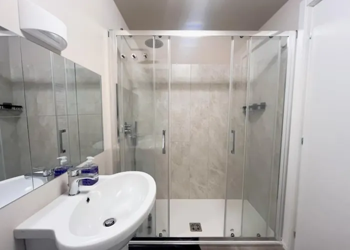 B&B Pizza Room Twin Room Near Navigli Milan * Mediolan